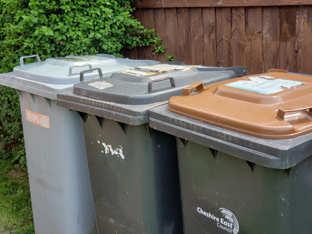 Plans to introduce weekly food waste collections and three-weekly black bin collections in Cheshire East have been delayed until autumn (Photo: LDRS).