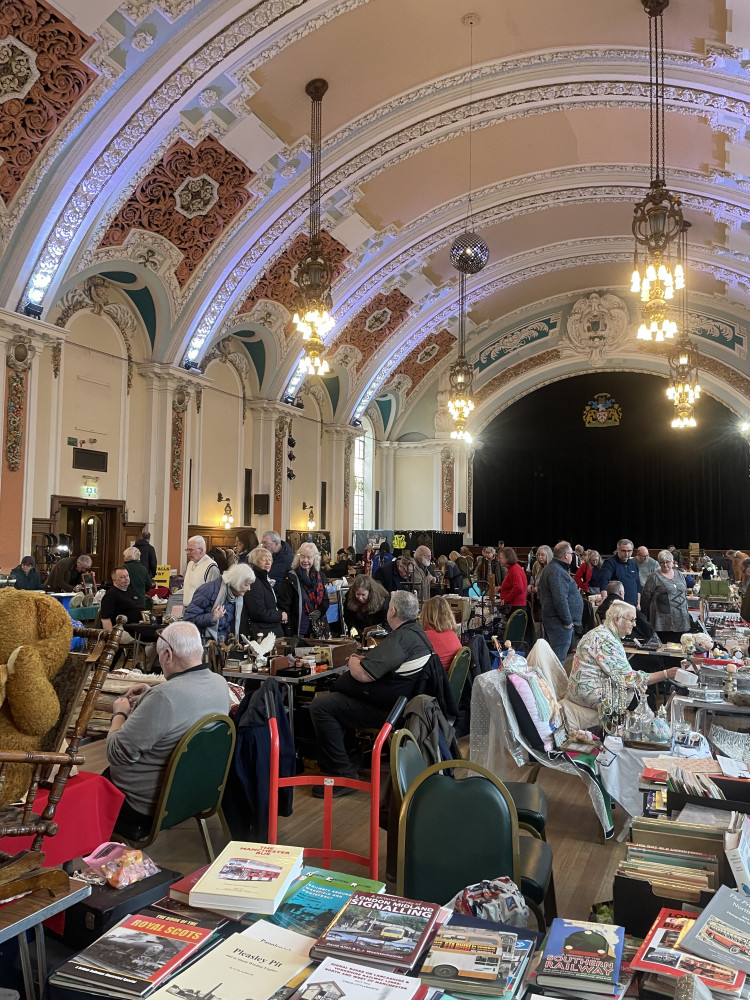 Stockport Town Hall Antiques and Collectors Fair 