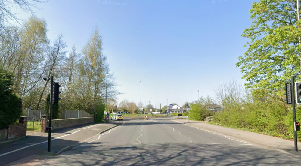 Two fire engines from Powey Lane and Chester attended a crash involving multiple vehicles on Parkgate Road (Image via: Google)