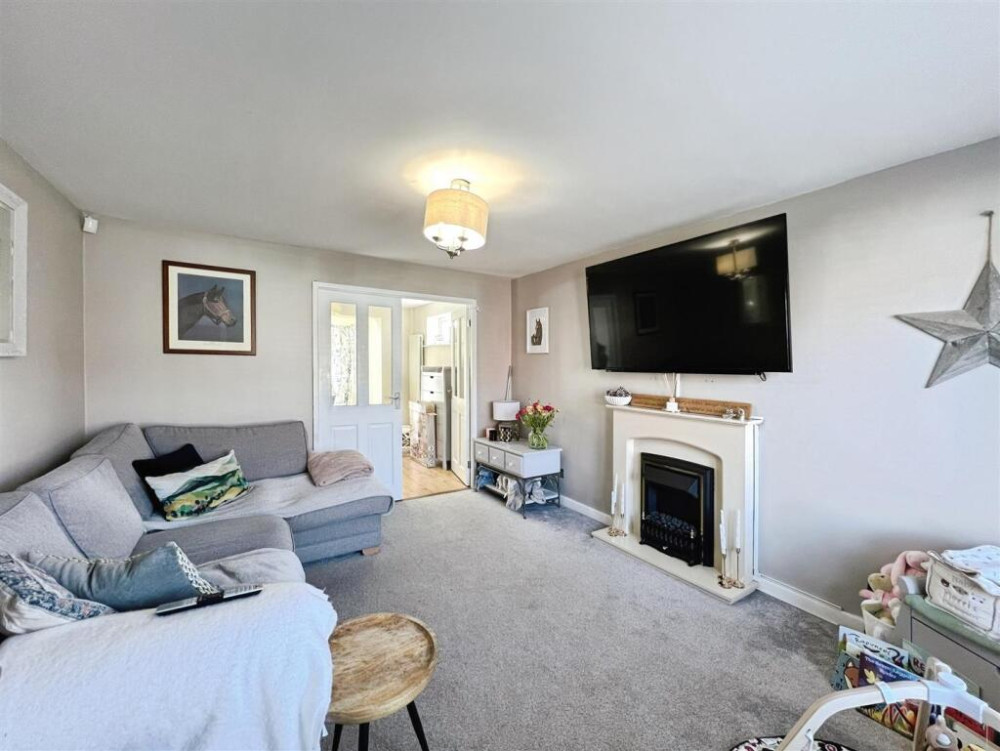 Lounge (Credit: Stephenson Browne)