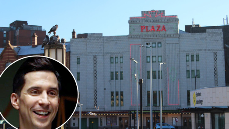 Renowned comedian and actor Russell Kane will be appearing at Stockport Plaza on Sunday 29 March (Images - main: Nub News / inset: Wikimedia Commons)
