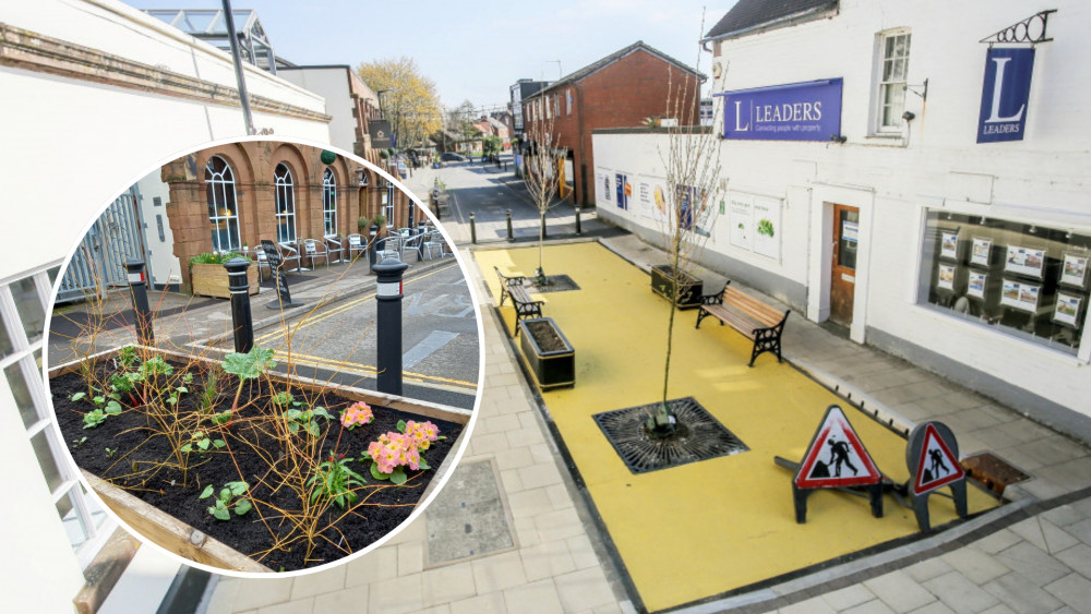Station Road has been nicknamed 'Custard Corner' after being resurfaced yellow (image via SWNS / supplied)
