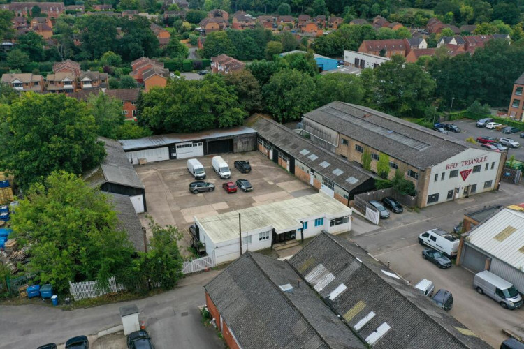 The units on Common Lane are on the market - businesses will not be impacted by the sale (image via RightMove)