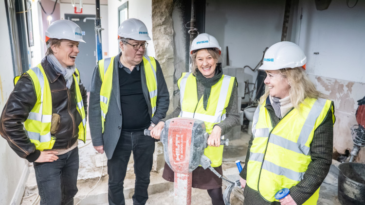 (Left to right) Freddie Fox, Roger Allam, Niamh Cusack and Emma Fielding at Orange Tree Theatre as the redevelopment project gets under way (credit: Alex Harvey-Brown).