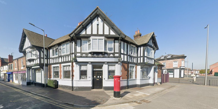 An application has been submitted for the former Railway Inn on Brook Street (Image via: Google)
