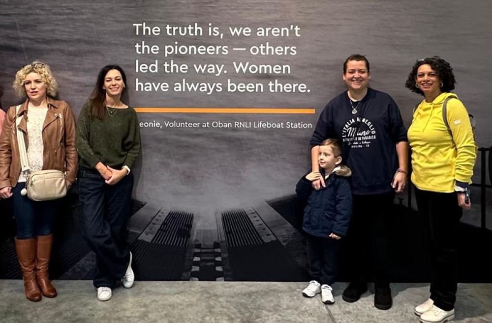 Teddington RNLI celebrated Mother's Day yesterday (Credit: RNLI)