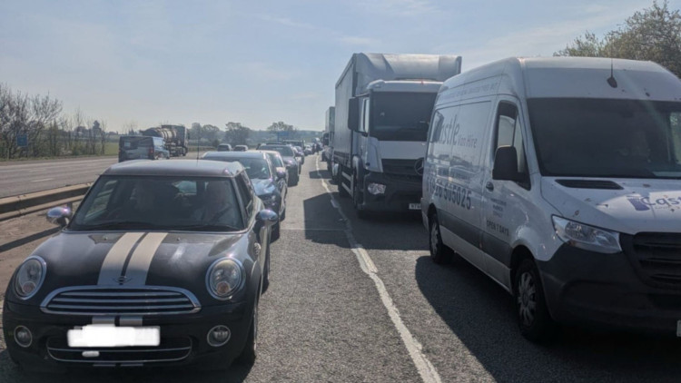 Delays of over 30 minutes are expected (image via Nub News)