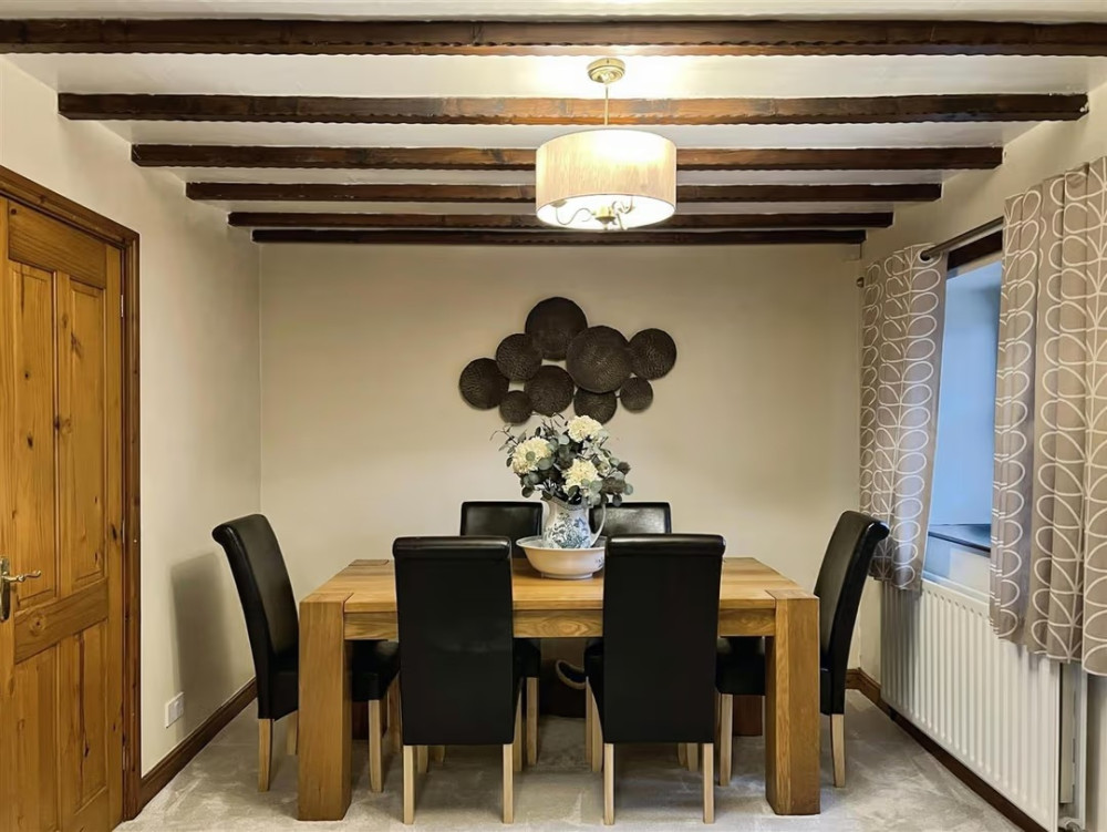 Dining area (Credit: Stephenson Browne)