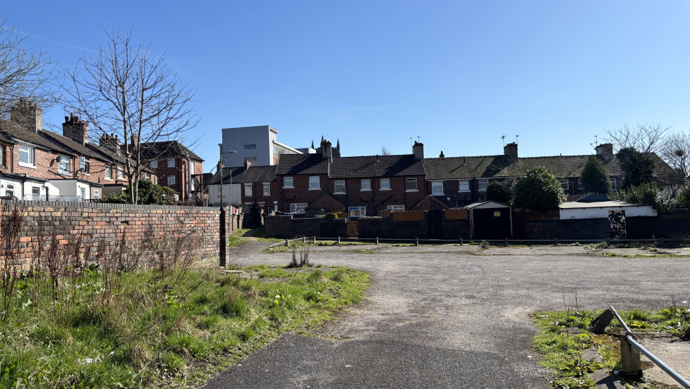 Permission in principle is being sought for a two storey apartment block on vacant land at Dunkirk (image via Nub News)
