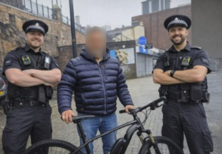 Greater Manchester Police have helped re-unite a London man with his bike after it was stolen in the capital before re-appearing in Stockport (Image - GMP)