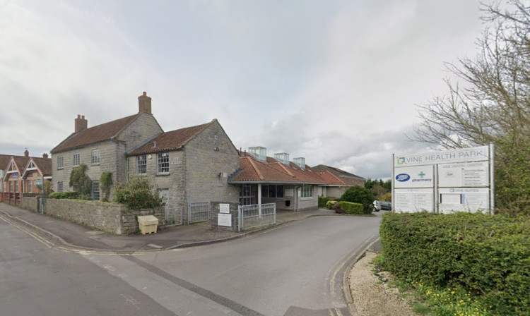 Vine Surgery in Street (File photo) 