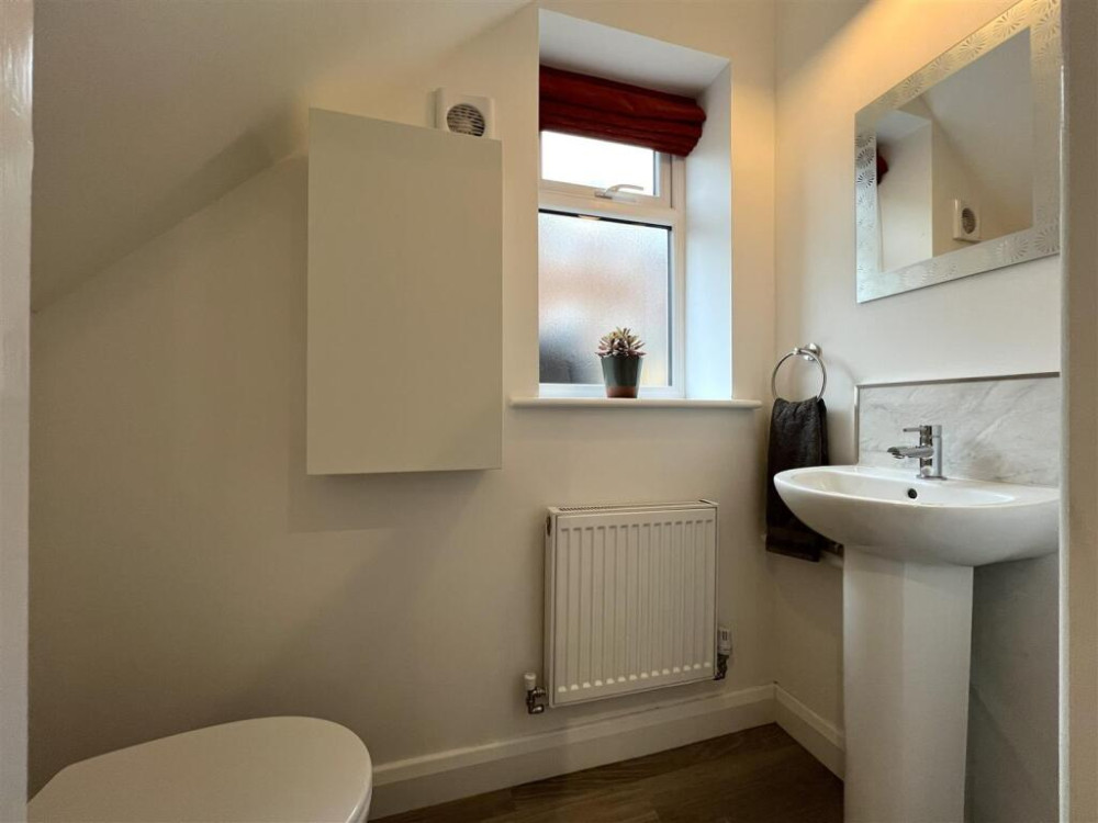 Downstairs WC (Credit: Stephenson Browne)