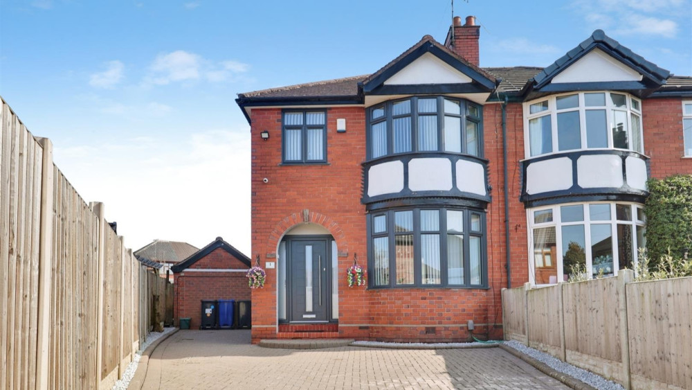 This week we are showcasing a three-bedroom home in Newcastle-under-Lyme (images via Stephenson Browne)