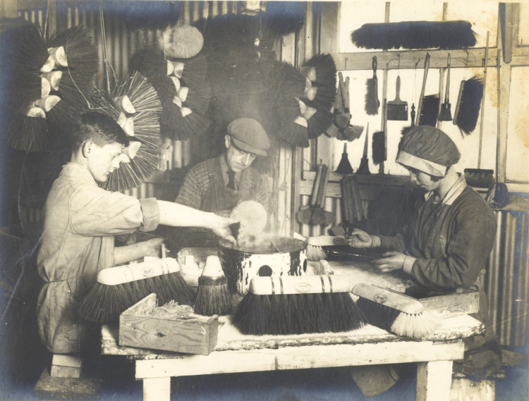 Wheelock was home to Zan Ltd, a long‑established local manufacturer once known for producing “everything for cleaning and disinfection.” (Photo: Cheshire Archives)