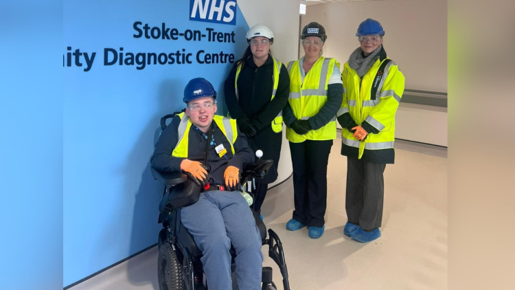 Lewis Bunn with Sophie Barber, Deonne Lee and Kat Hawley (image via UHNM)