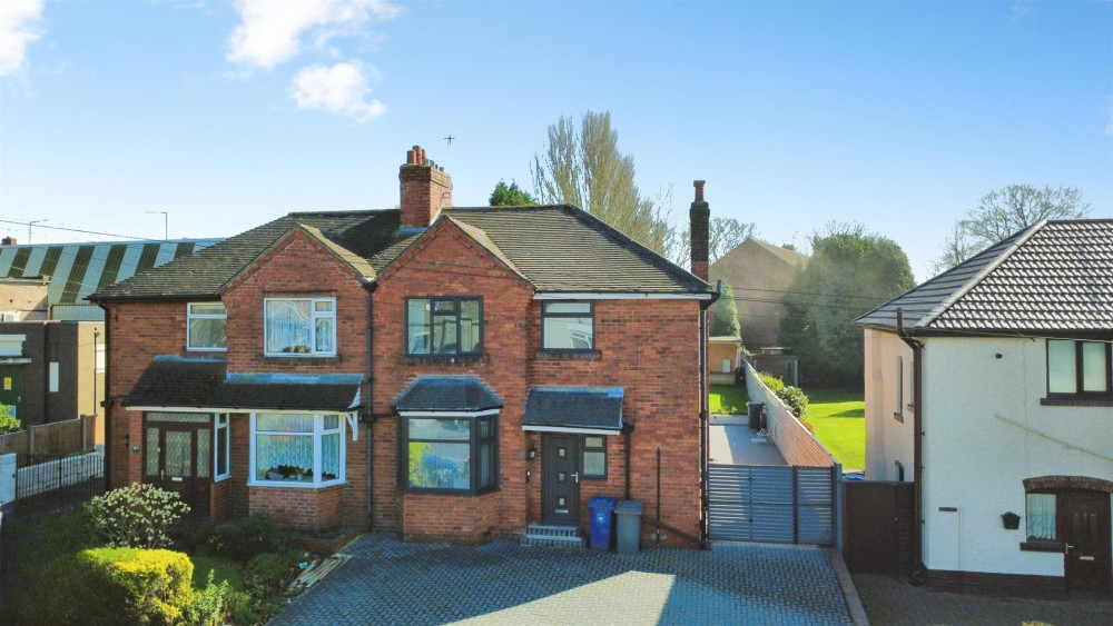 This week we are showcasing a four-bedroom home in Newcastle-under-Lyme (images via Stephenson Browne)