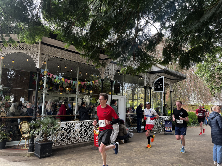Around 2,500 runners joined the 2026 10k Regency Run in Leamington Spa (images Nub News) 