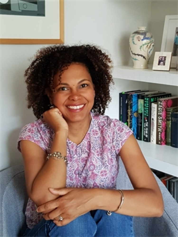 Mariesa Dulak Author Storytime