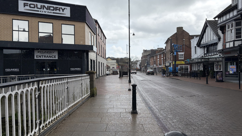 The totem would have shown real time bus information (image via Livia Gregor)