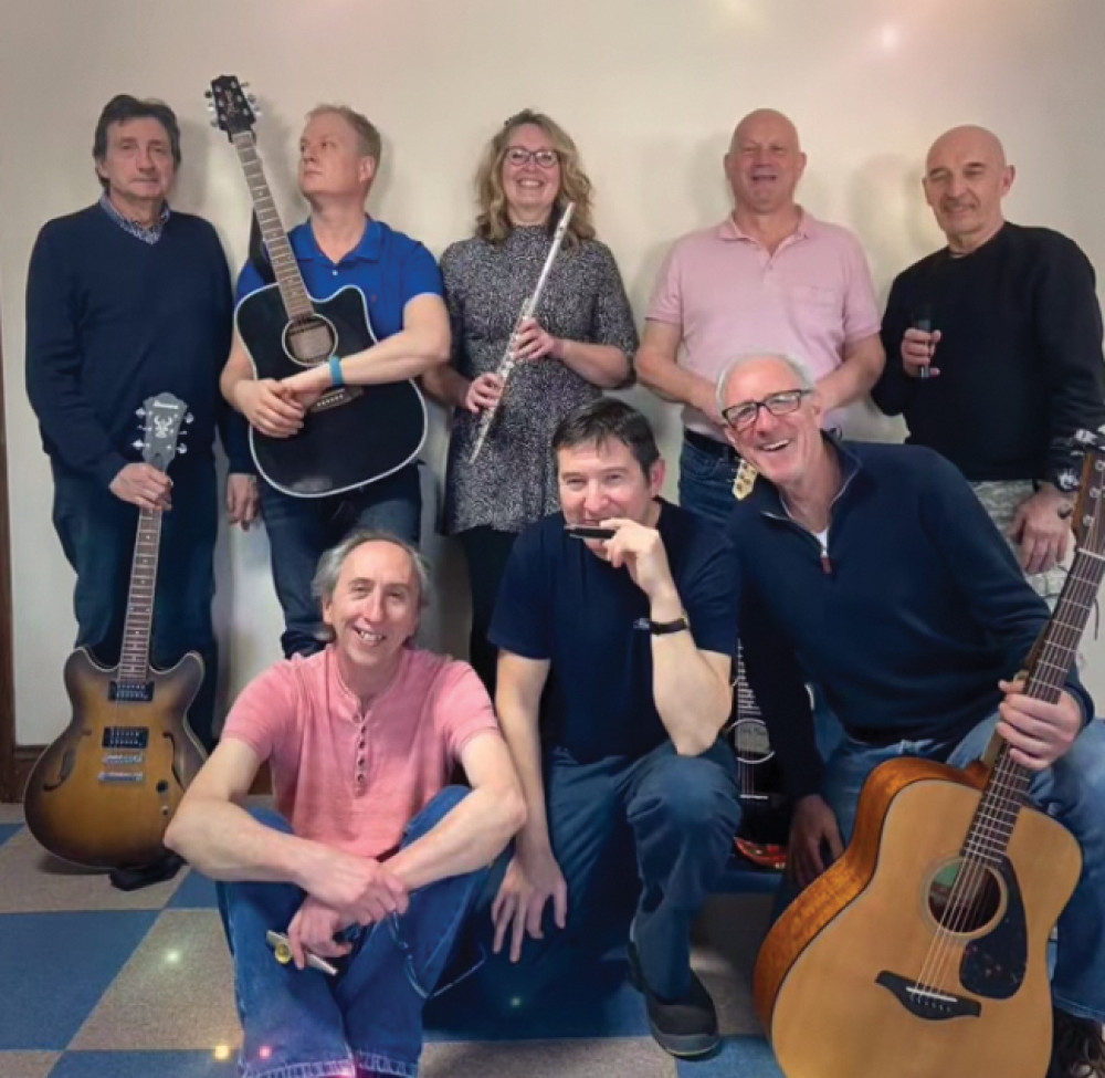 Members of the Travelling Tilburys