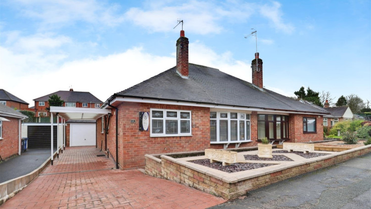 This week we are showcasing a two-bedroom bungalow for sale in Newcastle-under-Lyme (images via Stephenson Browne)