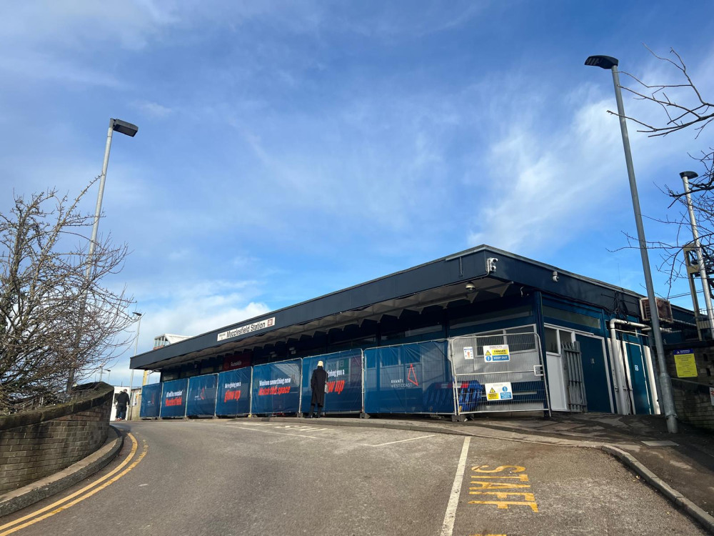 Disruption affecting services in and out of Macclesfield has continued for a second day (Credit: Nub News)