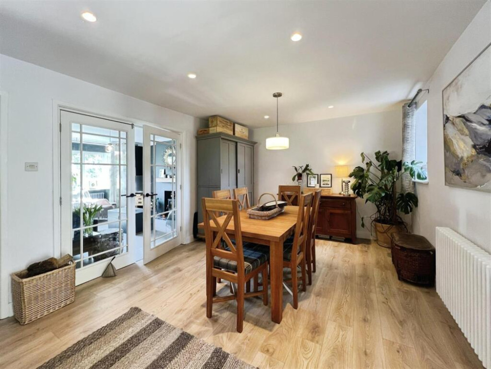 Dining room (Credit: Stephenson Browne)