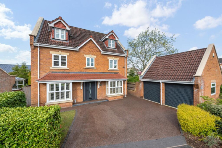 Our friends and sponsors at Julian Wadden present this expansive five-bedroom detached family home in Offerton as their property of the week (Image - Julian Wadden)