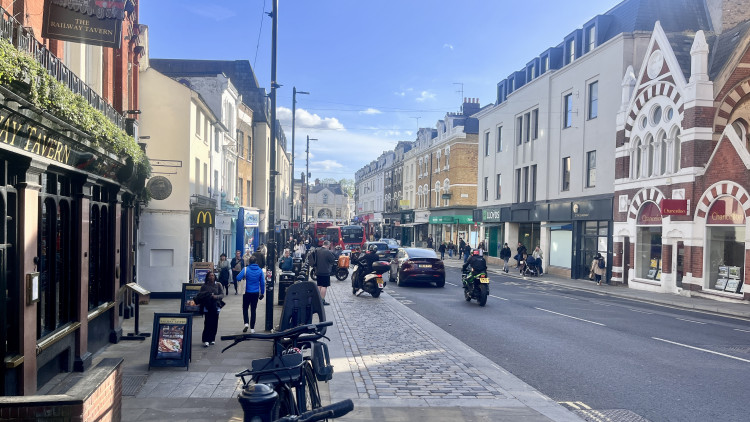 Enjoy Whitton's St George's Parade, author signing at The Alligator's Mouth and more this weekend in Richmond (credit: Nub News).