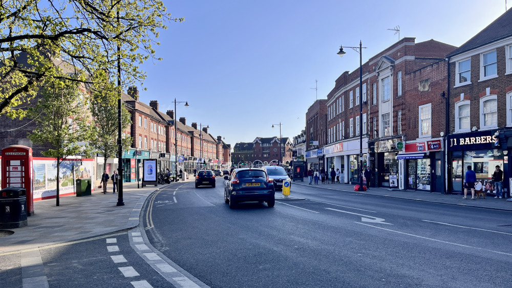 Enjoy the High Tide Ripples show, Whitton's St George's Parade and more this weekend in Twickenham (credit: Nub News).