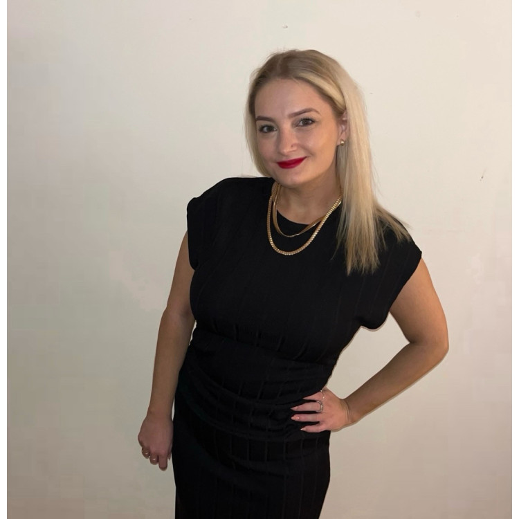 Lydia Donaldson is the Kingston-based founder of the Not Ovaryacting platform (Image supplied)