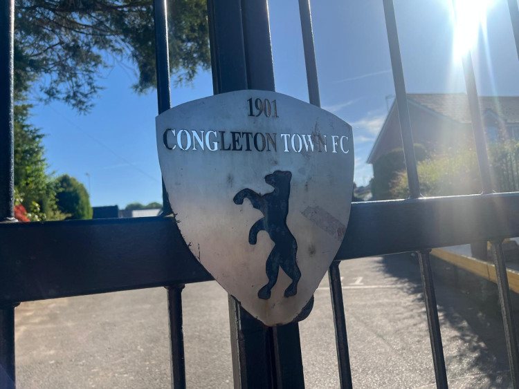 Congleton Town take on Trafford on the final day of the Northern Premier League West Division regular season (Credit: Nub News)
