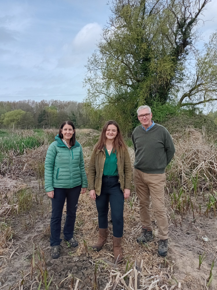 L-R: Dr Helen Dangerfield, Essex & Suffolk Rivers Trust, Jenny Riddell-Carpenter MP and Andrew Went, Essex & Suffolk Rivers Trust 