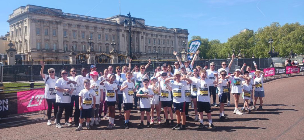 Arthur Bugler pupils outside Buckingham Palace. 