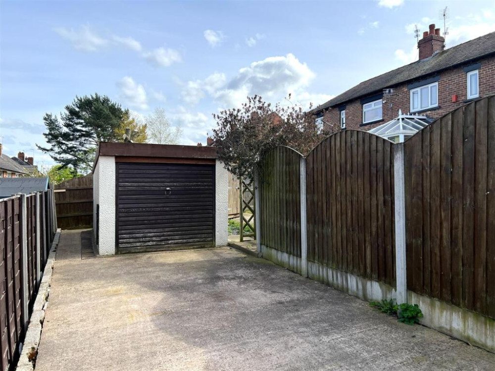 Garage (Credit: Stephenson Browne)
