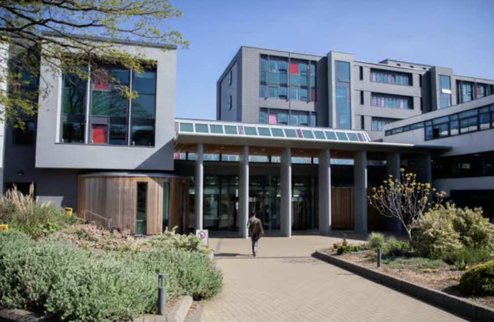 Warwickshire colleges are to receive £1.7m from Labour as part of a £307M investment to upgrade facilities (image via Warwickshire College Group)