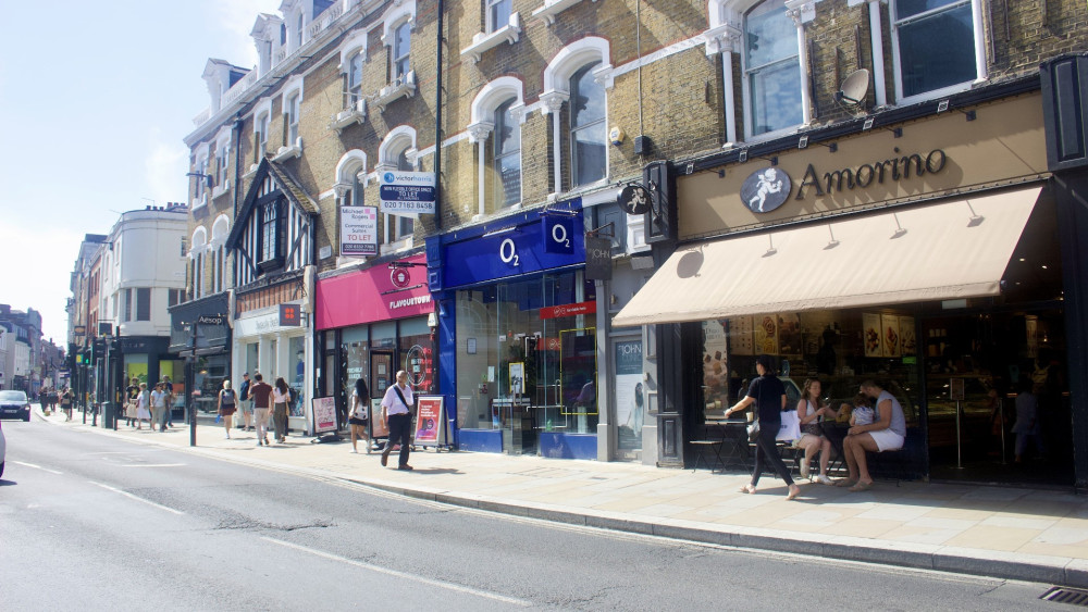 Enjoy singing with singing mamas, live music at the Irish Cultural Centre and more this weekend in Richmond (credit: Nub News).