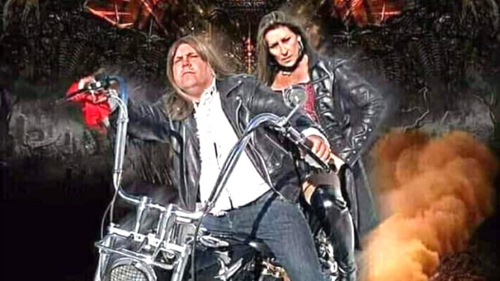 Street Meat Loaf and Queen tribute show at The Loft. 