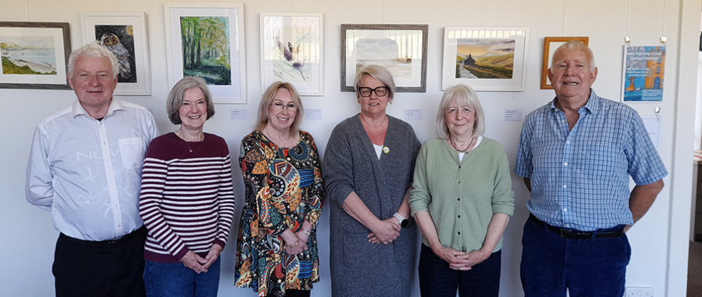 Trustees Chris Franks, Mary Templing, Marianne Cowpe, Sarah Rees [Librarian], Clare Richardson and Keith Hatton.