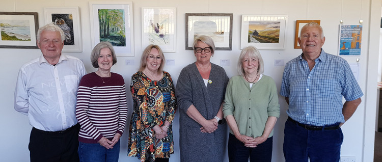 Trustees Chris Franks, Mary Templing, Marianne Cowpe, Sarah Rees [Librarian], Clare Richardson and Keith Hatton.