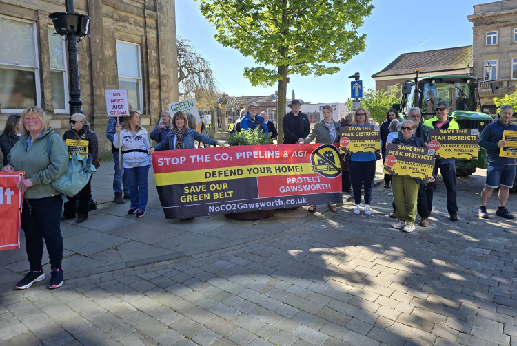 Protestors outside Thursday’s meeting (Credit: LDRS)