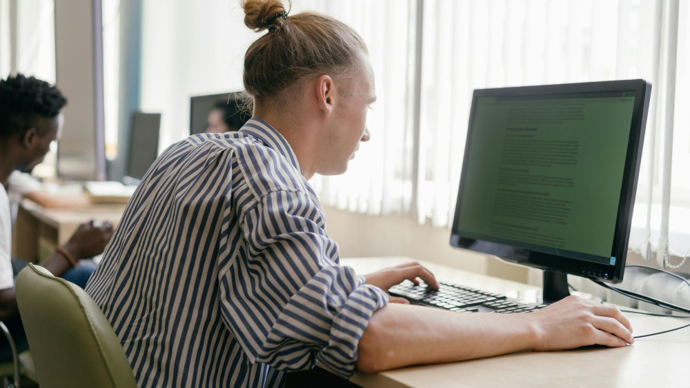The training should help staff to improve their ways of working (image via Mikhail Nilov on Pexels)