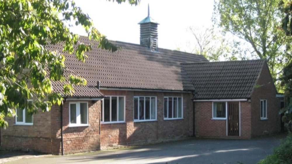Lowsonford Village Hall can install new solar panels (image by Robin Stott)