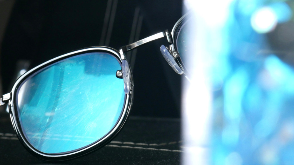 A Shepton Mallet optometrist has backed mandatory eyesight testing for older drivers and urged Somerset motorists to keep checks up to date. (Unsplash) 