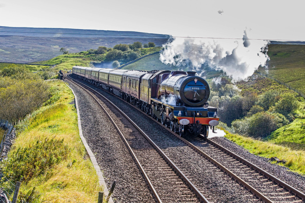 The Northern Belle arrives into Crewe just before 6am on Thursday 14 May, before departing at 6.10am (Photo: Supplied).