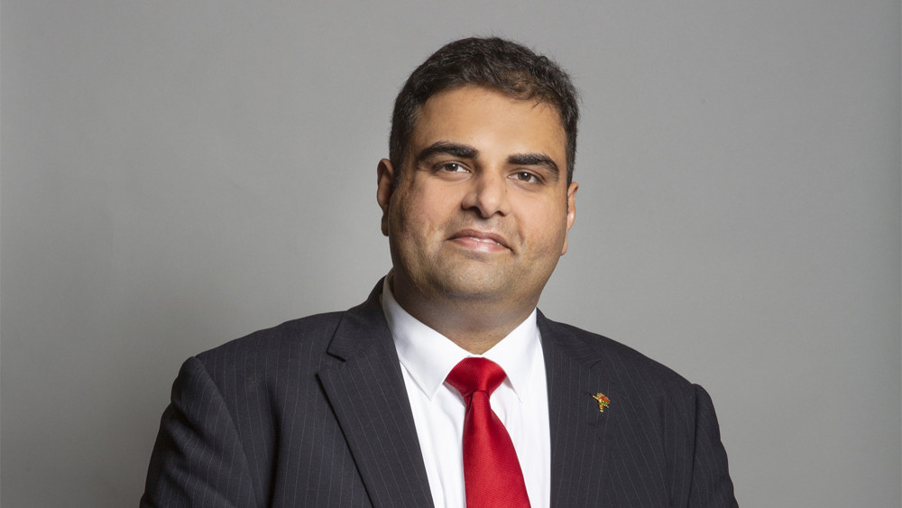 Stockport MP Navendu Mishra has called on prime minister Keir Starmer to set out "a timetable for an orderly transition" (Image - UK Parliament)