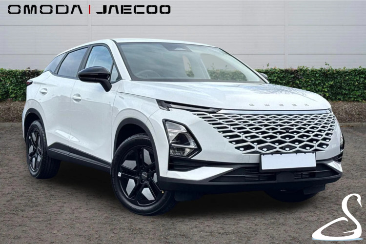 Swansway OMODA Stockport present their car of the week, the OMODA 5 SHS-H, a bold new hybrid SUV (Image - 