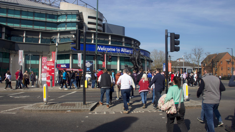 Rugby Football Union wants to bring up to 15 major non-sporting events a year to Allianz Stadium under new proposals set to be submitted to Richmond Council (credit: Nub News).
