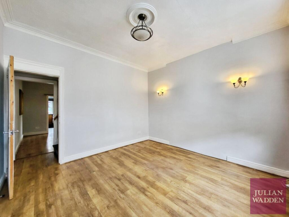 Our friends and sponsors at Julian Wadden present their letting of the week - this cosy Shaw Heath terrace with two bedrooms (Image - Julian Wadden)