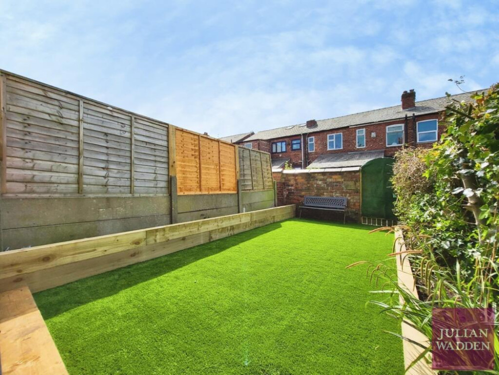 Our friends and sponsors at Julian Wadden present their letting of the week - this cosy Shaw Heath terrace with two bedrooms (Image - Julian Wadden)